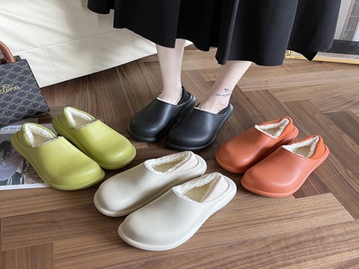 Почему кухонные тапочки стали must have в этом сезоне